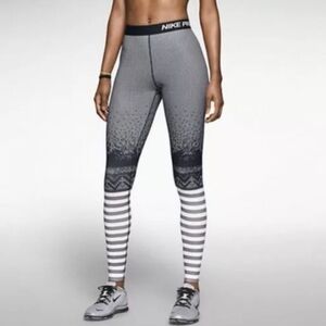 Nike Pro Dri-Fit Women's Athletic Leggings Multi-Print Size Medium